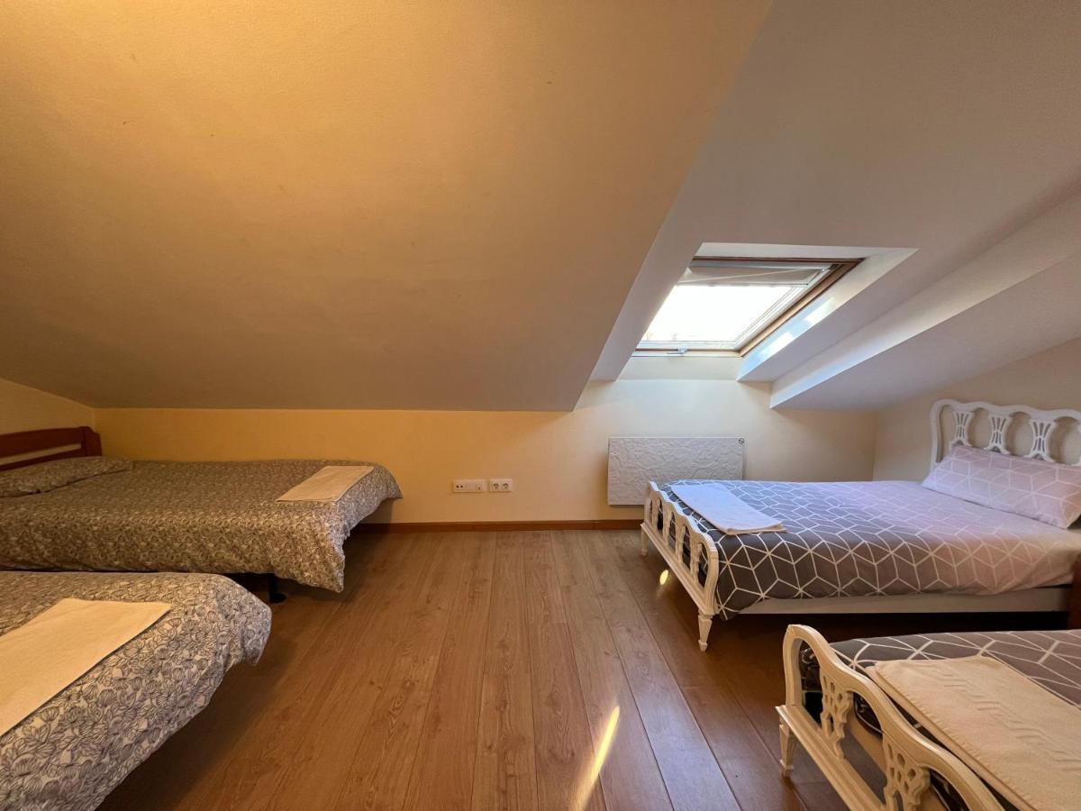 Apartamentosarturo Llanes Laplaza Atico Centrico Dış mekan fotoğraf